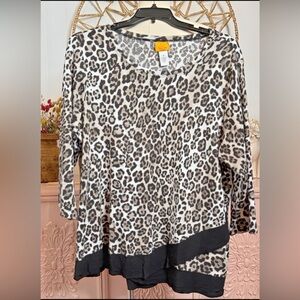 Women’s 1X Ruby‎ Rd. Black and White Boxy top
